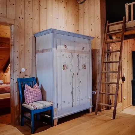 Апартаменты Dirndl Kammer *