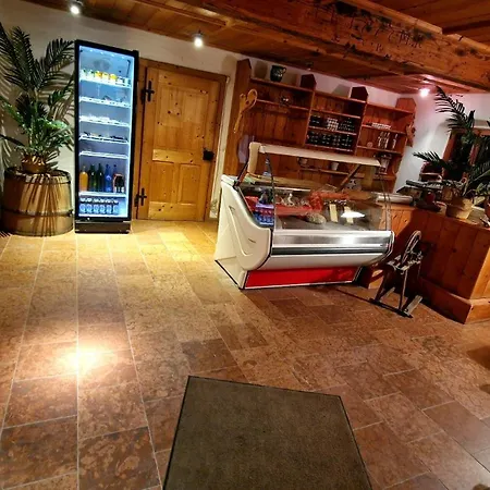 Апартаменты Dirndl Kammer Абтенау