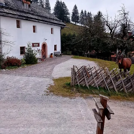 Dirndl Kammer * Абтенау