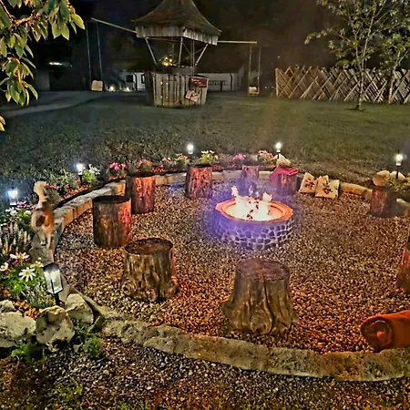 Dirndl Kammer * أبتيناو