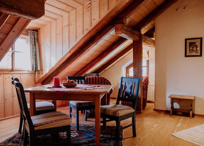 Dirndl Kammer Διαμέρισμα *